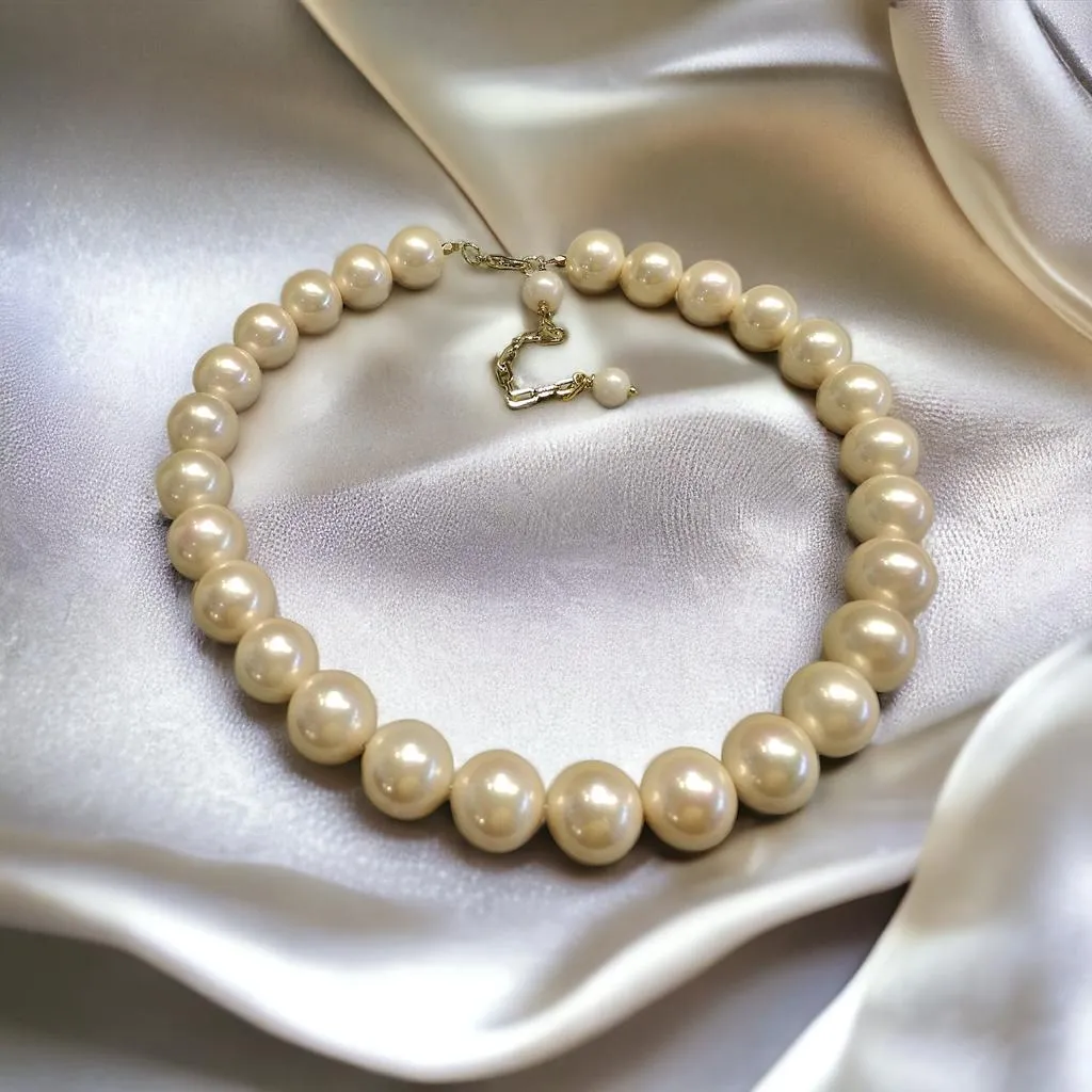12 mm Blush Mother of Pearl Necklace