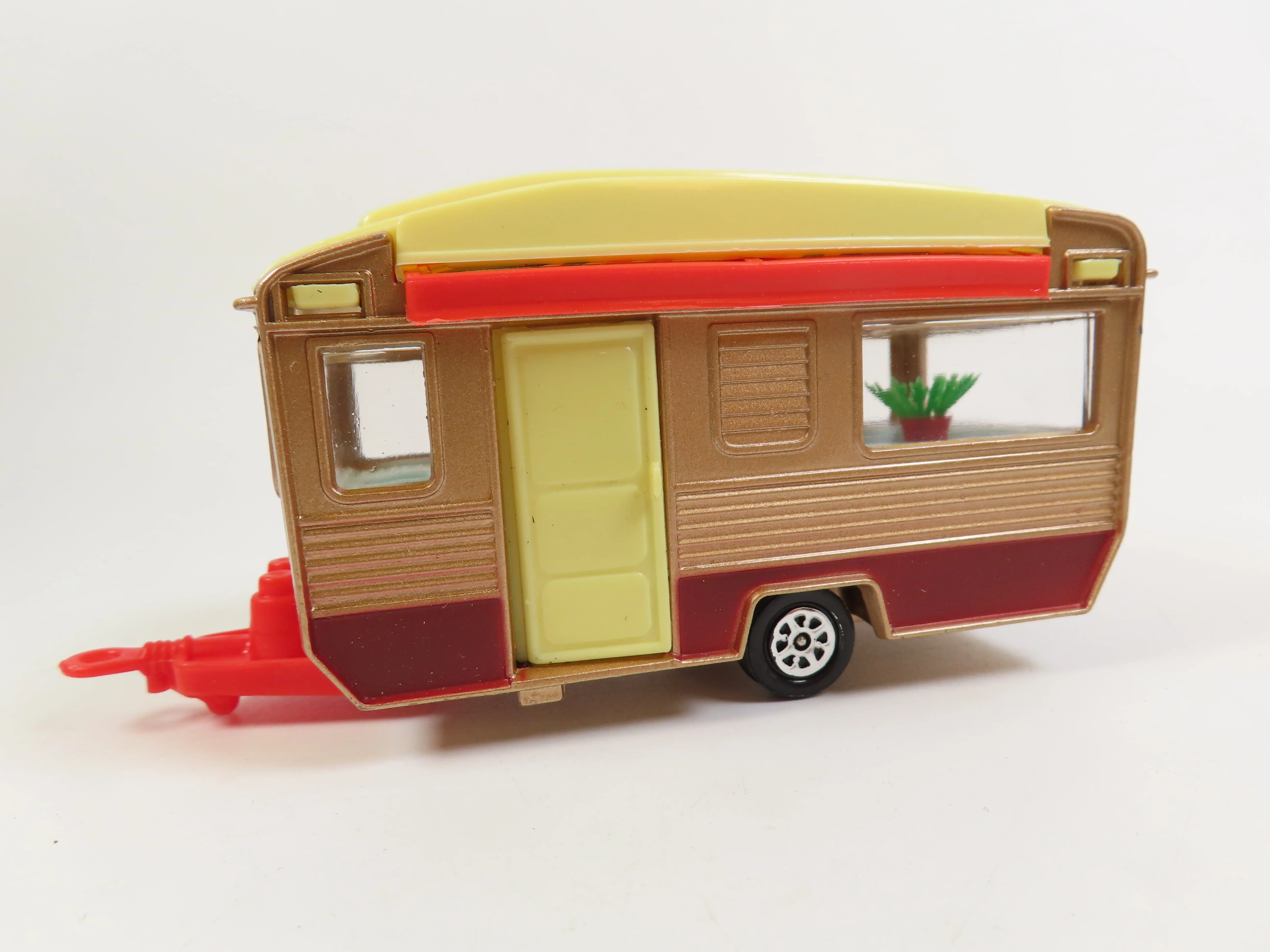 Corgi 490 Touring Caravan, Mint/Boxed!