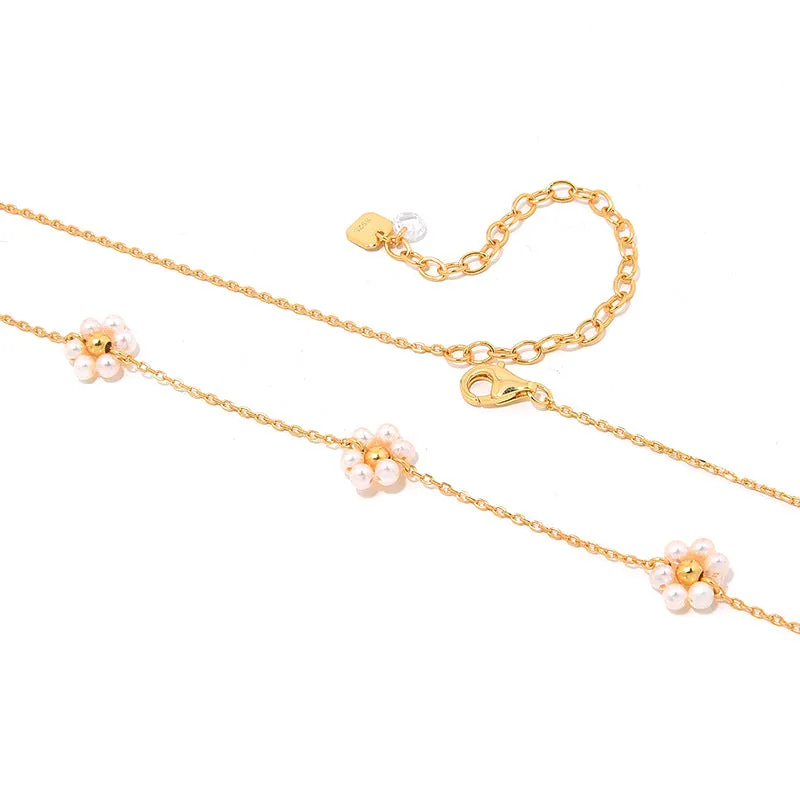 Daisy Delight Pearl Necklace