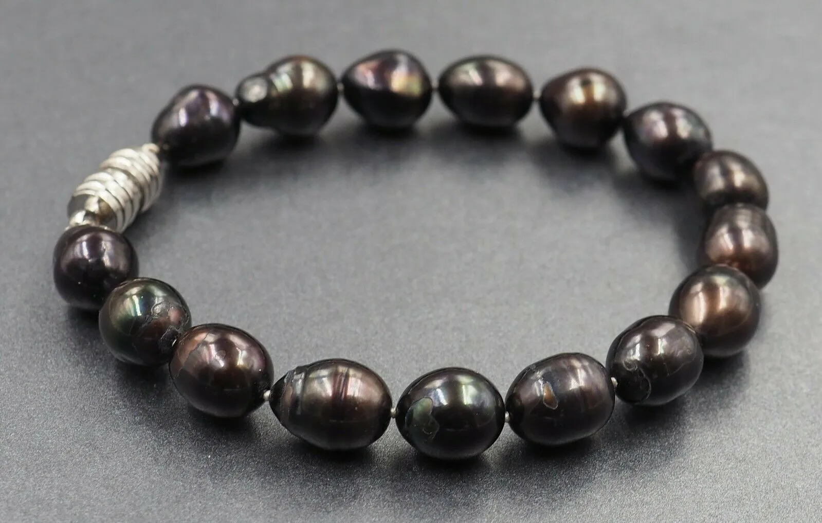 Dyed Freshwater Pearl Bracelet with Magnetic Clasp