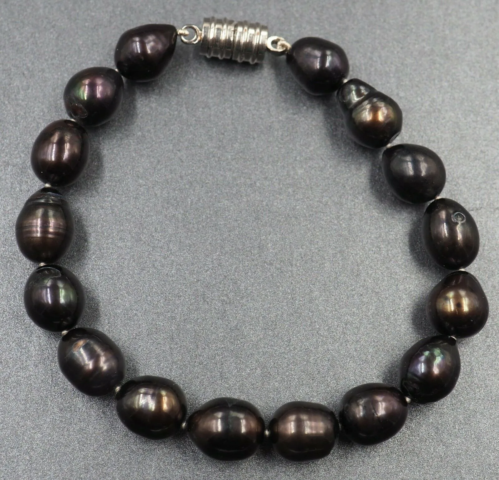 Dyed Freshwater Pearl Bracelet with Magnetic Clasp