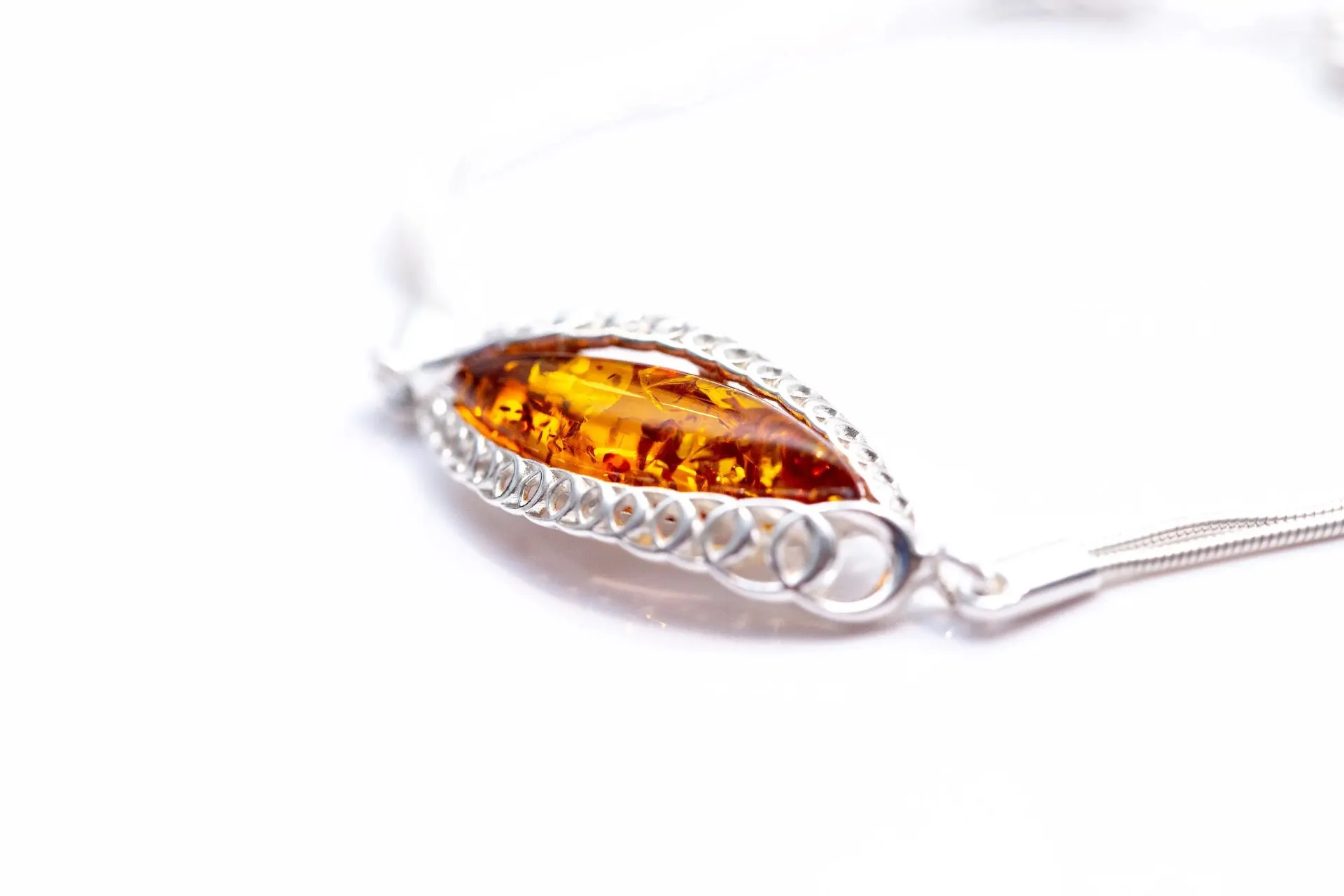 Elegant Contemporary Amber Chain Bracelet in Sterling Silver & Baltic Amber - Adjustable Length