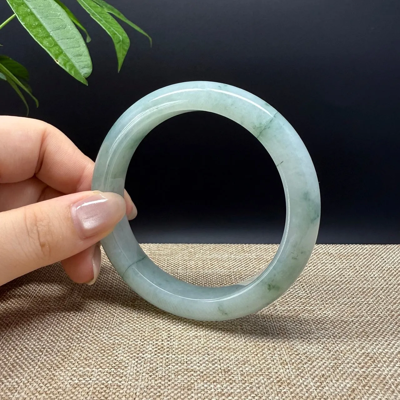 Genuine Burmese Green Jade Jadeite Bangle Bracelet ( 59.3mm )