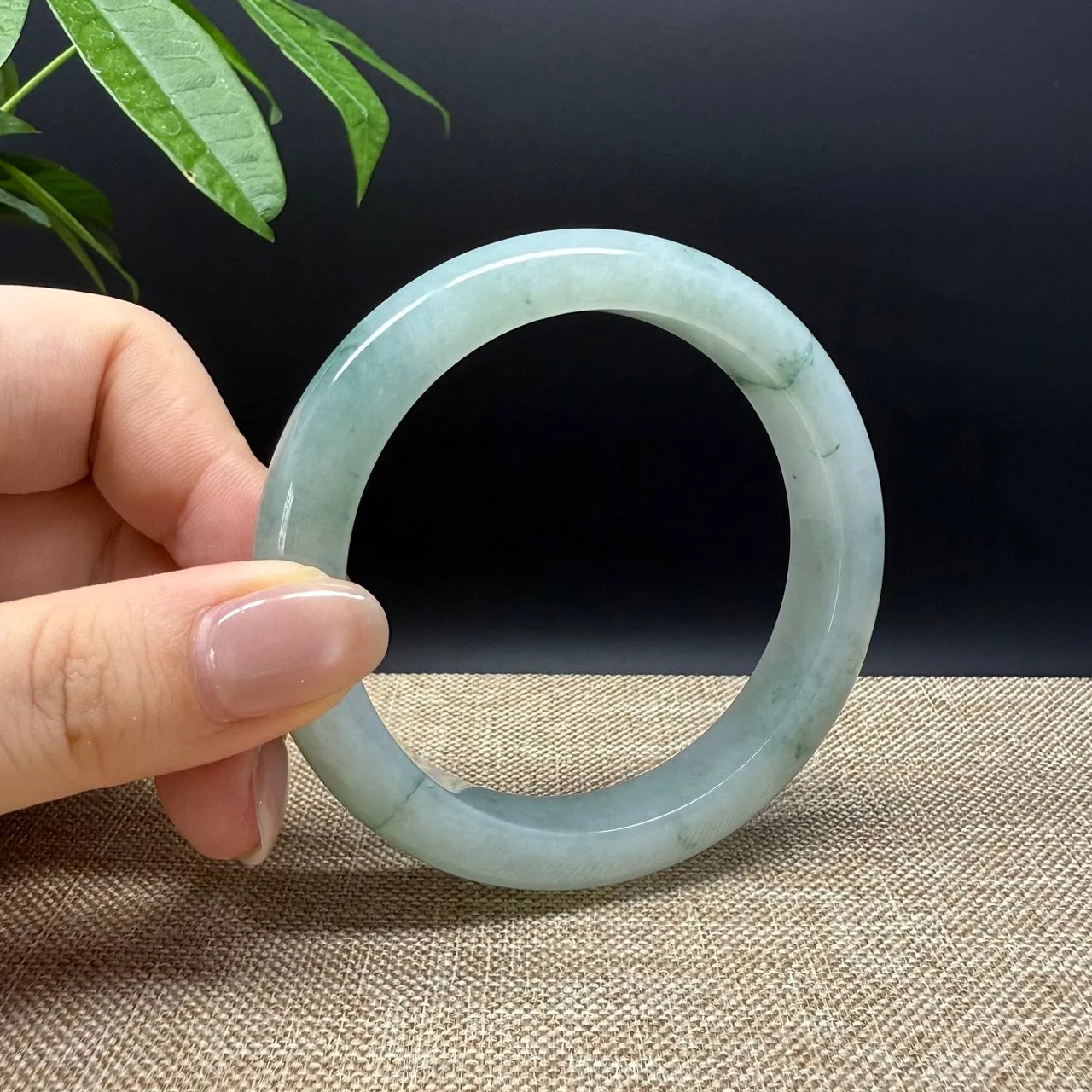 Genuine Burmese Green Jade Jadeite Bangle Bracelet ( 59.3mm )