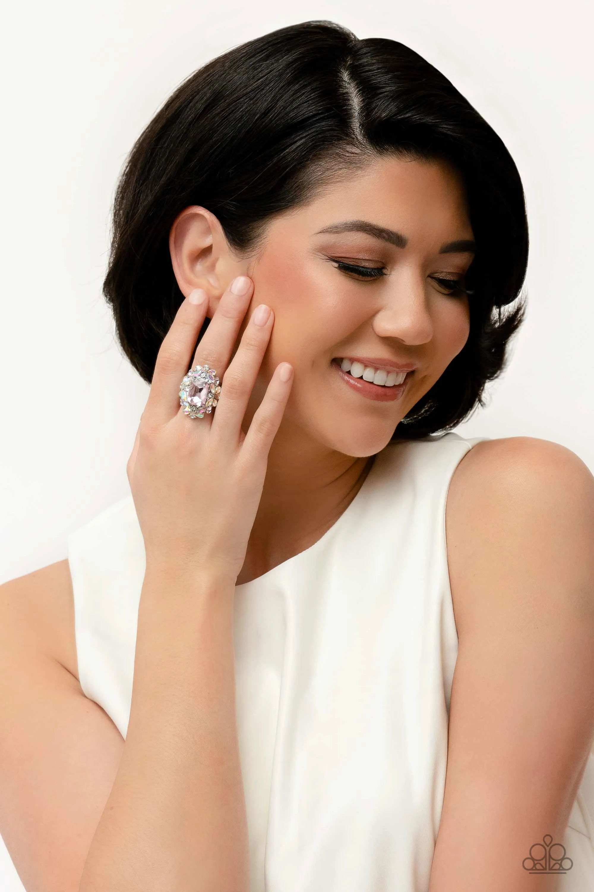 Paparazzi Dynamic Diadem Ring Pink (Iridescent)