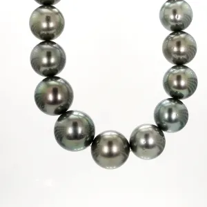 Stunning Tahitian Pearl Necklace 13-17mm